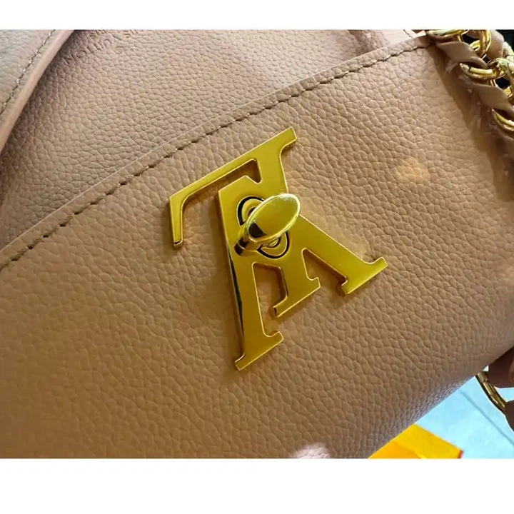 Fashionrepsfam ru LV Bag 2211YA0008 0729